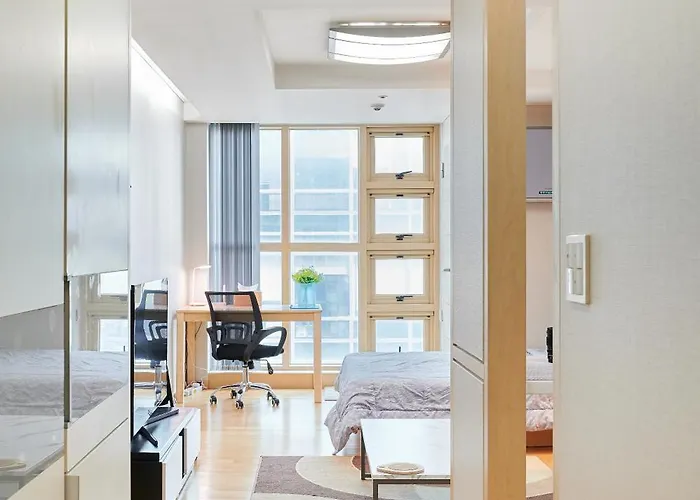 Gangnam Opal Daire Seul
